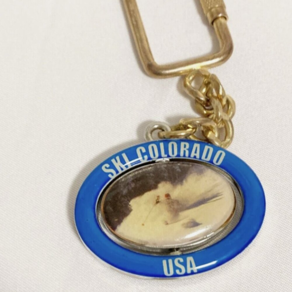 Vintage Ski Colorado USA Vail Spinner Keychain Zipper Pull Ski Resort Souvenir